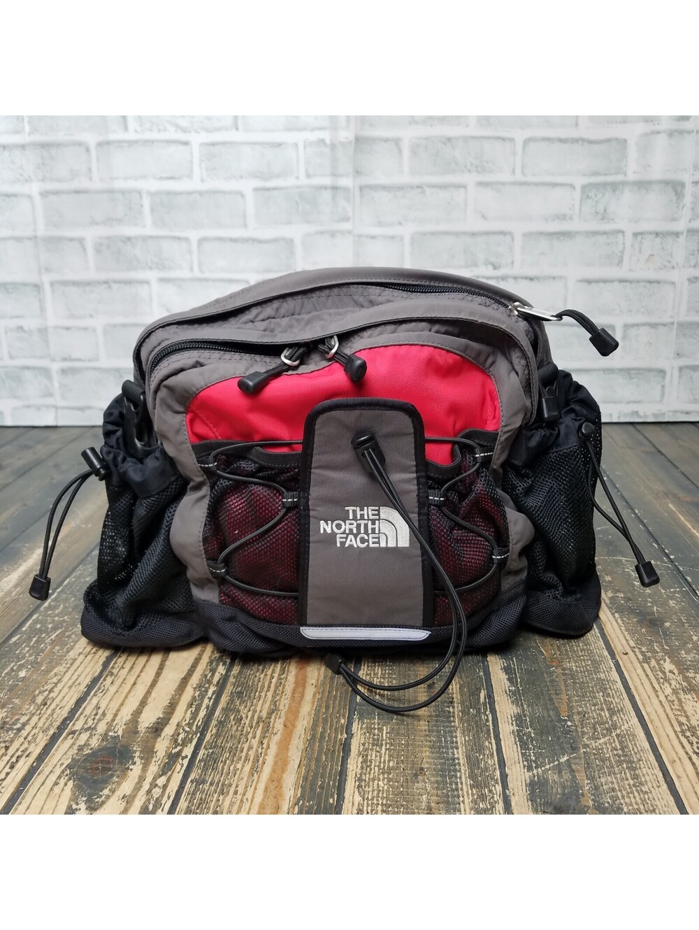 The North Face Day Hiker Lumbar Pack BLACKL / GRAY / RED Waist Bag -